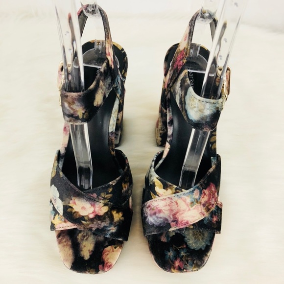 Parker & Sky Velvet Floral Chunky Platform Heels - Picture 3 of 6